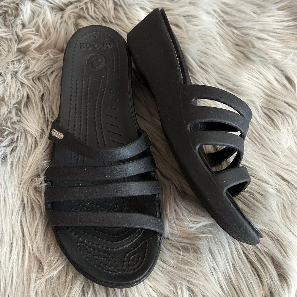 Crocs Rhonda Black Rubber Slide Strappy Wedge Sandals 10